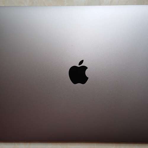 Apple MacBook Pro /13.3&rdquo;LED /i5-6267U 2.90GHz /8GB DDR 4/128GB M.2 SSD/90%Ne...