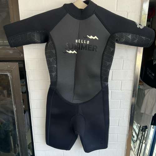 美國游泳品牌 TYR 3.5mm (Size 8) 兒童游泳保暖膠衣 HK$88.00