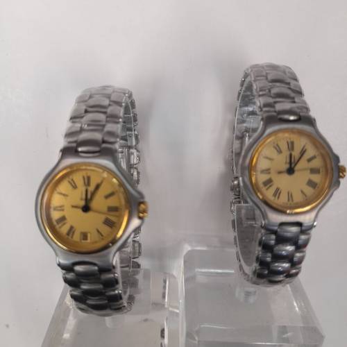 ( 罕有全新 ) Dunhill Londinium 18KT Gold Bezel Lady's Quartz Watch ( Each Pc....