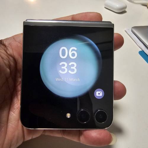 Samsung Flip 5