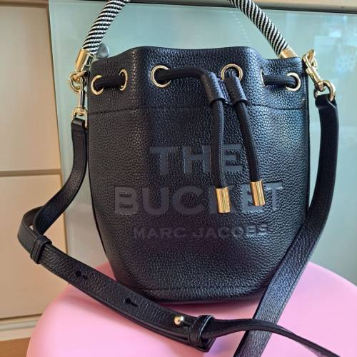 MARC JACOBS 水桶袋
