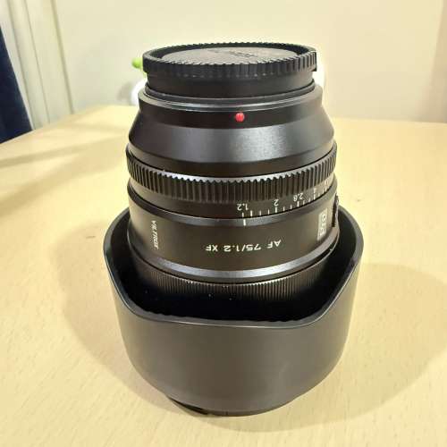 Viltrox 75mm 1.2 (fujifilm)