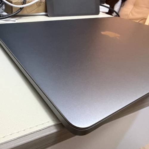 Apple MacBook Pro 16 inch 2019 i7 16gb ram 512gb
