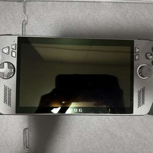 ASUS ROG Ally X 2025 AI Z2 Extreme 電競掌機