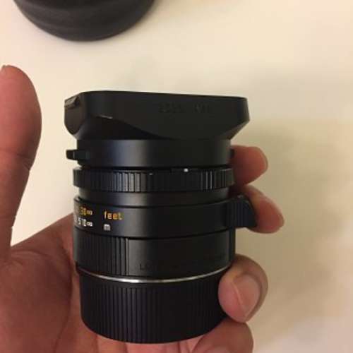 Leica Summicorn ASPH 35mm F2