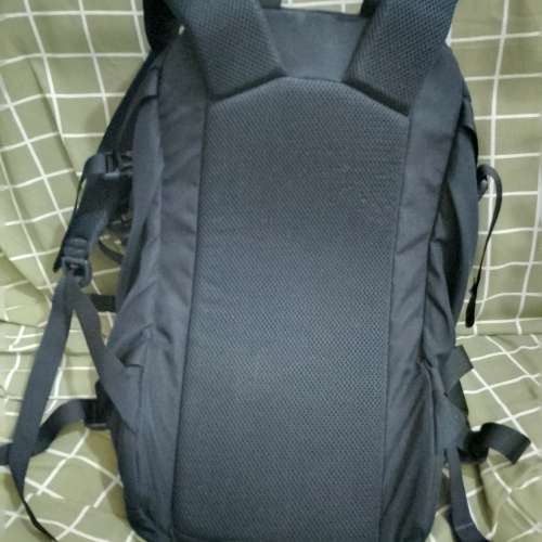 Mystery Ranch street zen