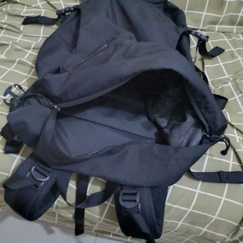 Mystery Ranch street zen