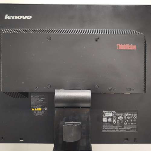 Lenovo 17吋 Monitor