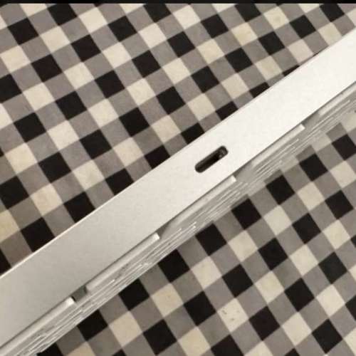 新款 Apple Magic Keyboard 3 鍵盤 銀色 行貨 95%新 非常少用和新淨 跟iMac機買所以...