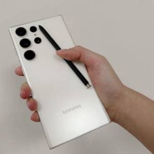 三星s23 ultra 256gb,港行雙卡極新，冇修冇拆，所有功能正常，跟原廠機殼！