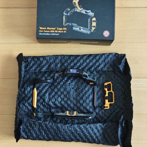Canon EOS R5 MKII Smallrig Transformer Cage (欠手柄)