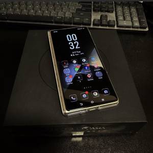 X fold 5, 國行99%新，16gb ram, 512gb rom