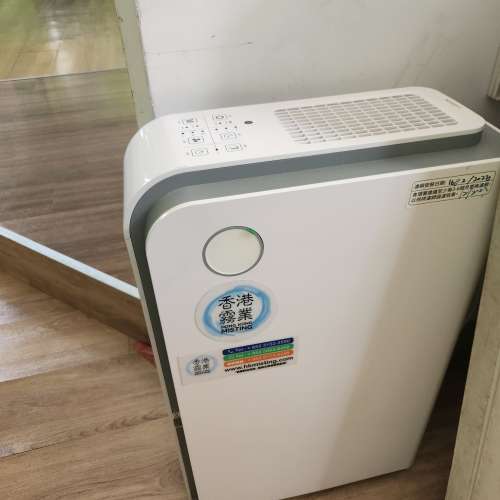 新機買返黎只試過機一直放屋企無用過 冷氣加風扇加空氣過濾工能強大！ 可殺空氣中百...
