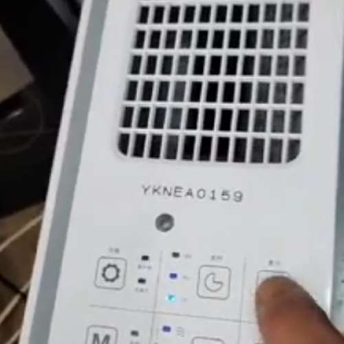 新機買返黎只試過機一直放屋企無用過 冷氣加風扇加空氣過濾工能強大！ 可殺空氣中百...