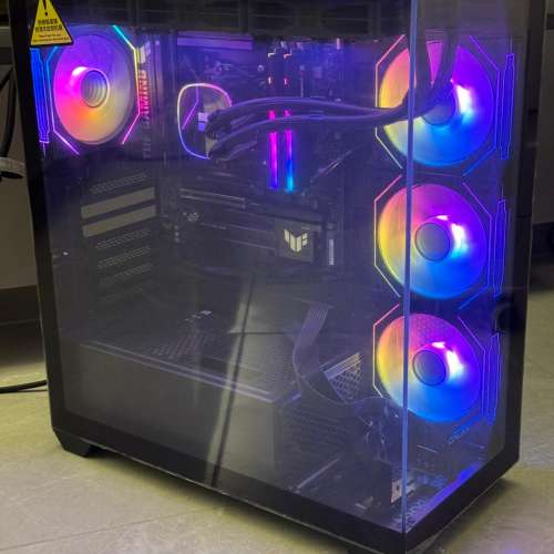 AMD 9800X3D 主機 32GB RAM