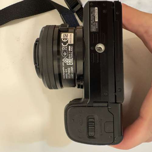 Sony a6100 with PZ 16-50mm f/3.5-5.6 + 55-210mm f/4.5-6.3 + 50mm f/1.8