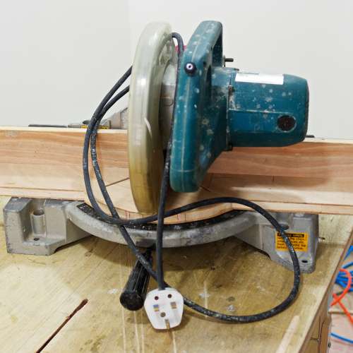 Makita LS1040 10"斜斷鋸