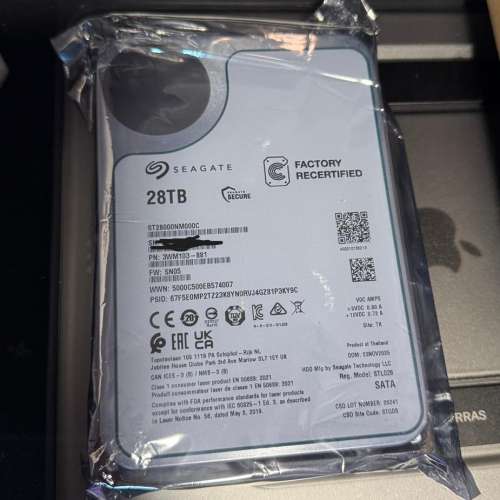 Seagate 28TB ST28000NM000C Factory Rescertified 2隻