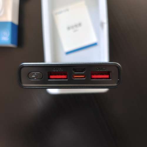 全新 黑色 Eaget 22.5W 10000mAh 行動電源 充電寶 Power Bank 有中國最新CCC認證, ...