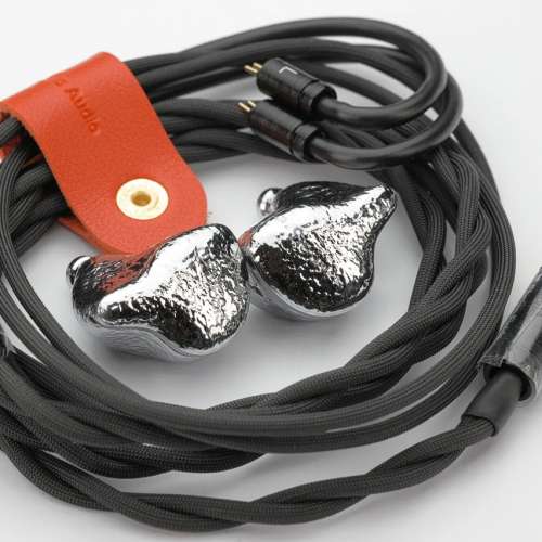 接近全新 EarAcoustic Audio Genesis G318s 入耳式耳機