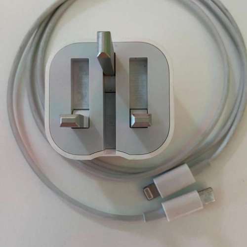 原裝apple 20w USB C充電器 & 原裝線