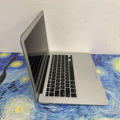 (超抵用蘋果文書機🔥）Apple Macbook air/13寸/ i5 CPU /8GB Ram/128GB SSD/輕薄機...