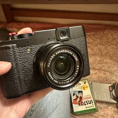 fujifilm x10