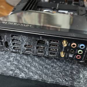ROG MAXIMUS Z790 HERO D5 主底板