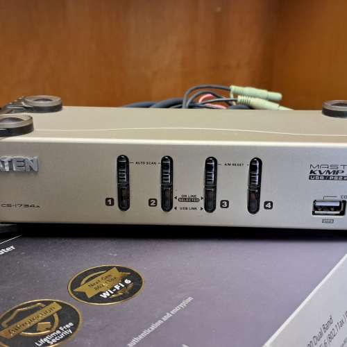 ATEN CS-1734a KVM switch 4埠USB VGA/音訊 KVMP&trade;多電腦切換器 4-Port PS/2-USB V...