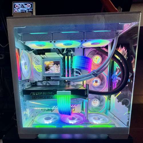 Msi 5090D + 9800X3D 電競主機