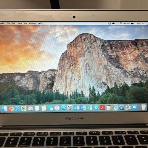 靚仔二手 MacBook Air 11吋 (2015年初版) - 1.6GHz i5 / 4GB RAM / $700