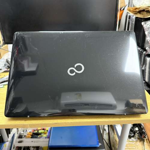 Fujitsu Lifebook AH556 (獨顯 / Core i3 | i5 | i7/ 15.6" 全高清 / Win 11 / 永...