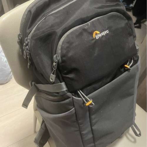Lowepro Active BP 300 AW 相機背包