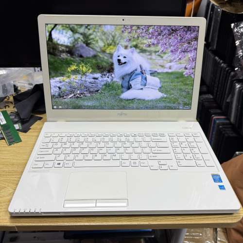 Fujitsu Lifebook AH555 (獨顯 / Core i3 | i5 / 15.6" 全高清 / Win 11 / 永久Off...