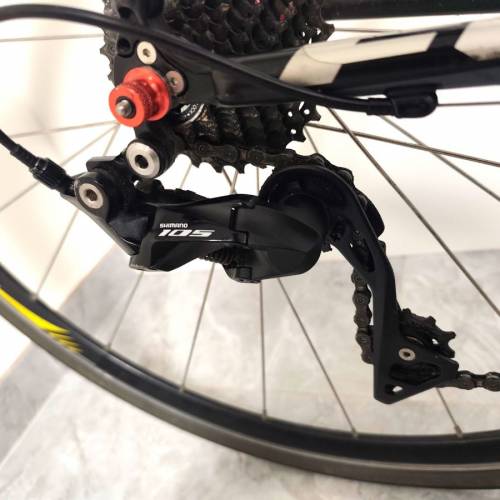 FUJI公路車 | 鋁架碳叉 | Shimano 105 變速套件 & Upvine輪組 | Raleigh 坐墊 |22速