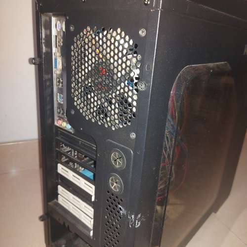 屯門良景輕鐵站交收 3RSYS L1300 K-Rex K-REX 電腦機箱+DVD+圖中5把風扇 (不連圖中...
