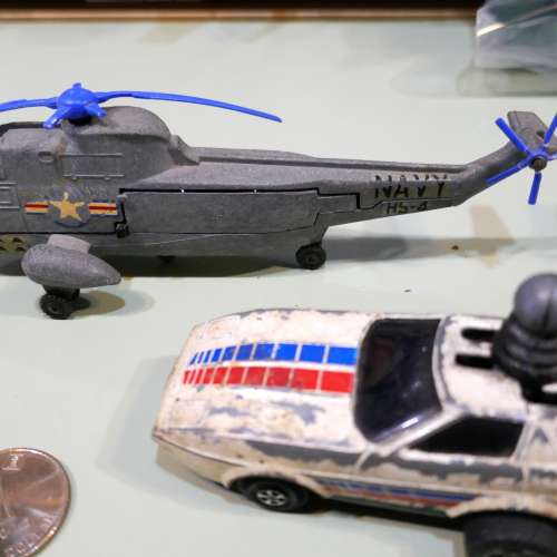 70~80年代..重金蜀~玩具2件~