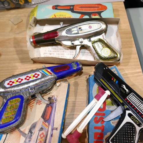 .舊鐵皮玩具槍共三支