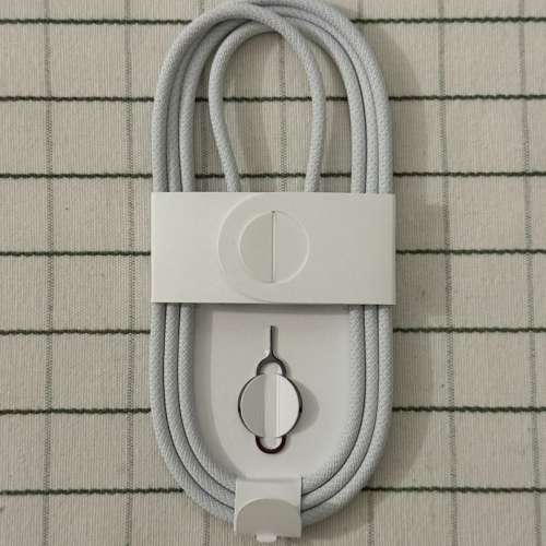 全新超靚原裝 Apple iPhone 16 USB-C 包網充電數據線連針