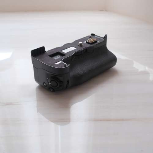 Fujifilm X-H1 Body + VPB-XH1原廠垂直充電手柄