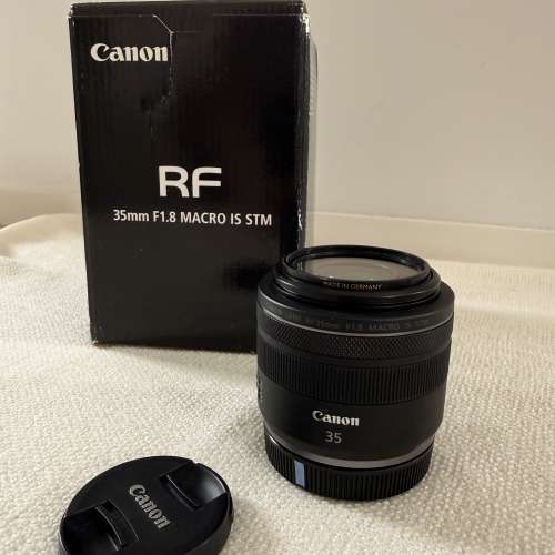 Canon RF 35mm F1.8 MACRO IS STM