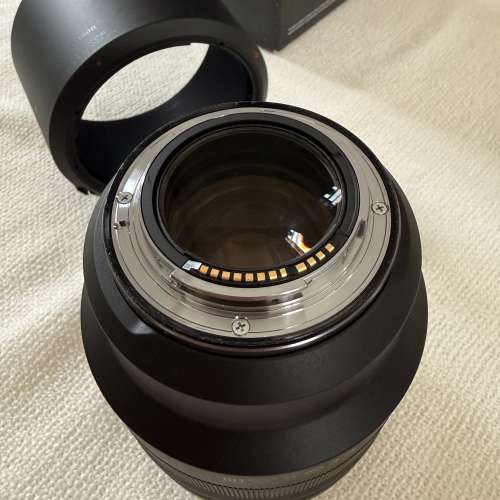 CANON RF 85mm F1.2