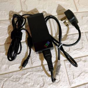 90%新行貨Lenovo 92P1014 16V 4.5A手提電腦充電器
