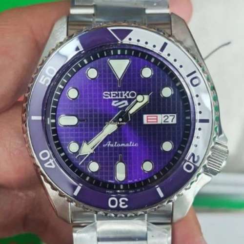Seiko紫色手錶 Seiko 5 Sports 精工錶 限量版SRPM11K1 新加坡速遞空運到港 全新現貨...