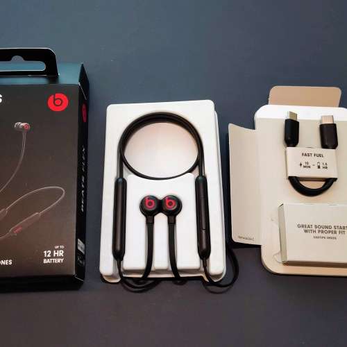 Beats Flex 無線入耳式藍牙耳機 經典黑紅 A2295