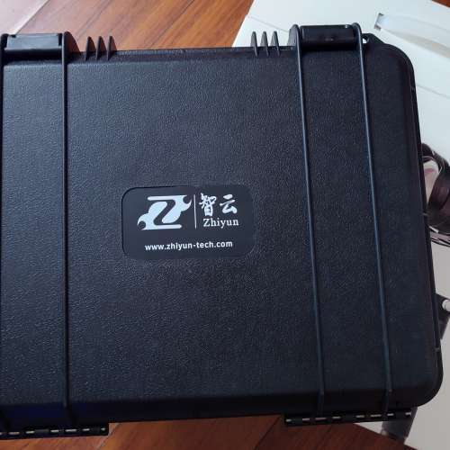 智雲 CRANE 三軸相機穩定器