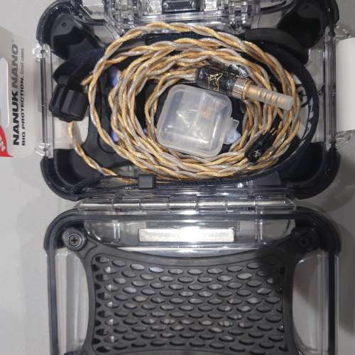 Toxic Cables Cerberus 三頭犬