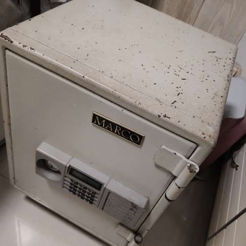 小型夾萬