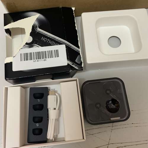 99%New Nothing Ear B171 Black