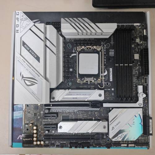 rog b760-g d5吹雪 國行